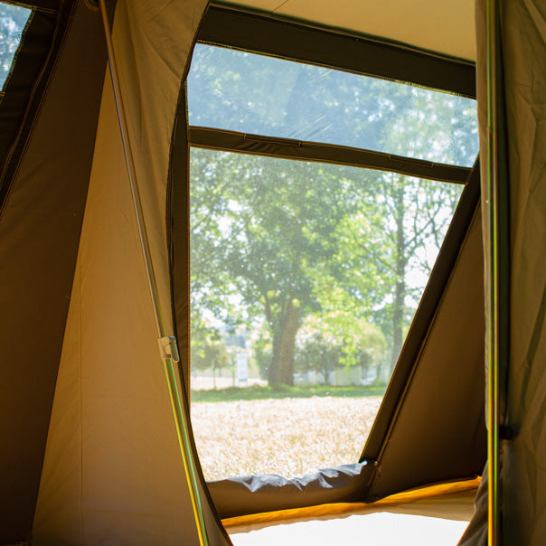 P1 Titan Canvas Cabin Tent 604 004