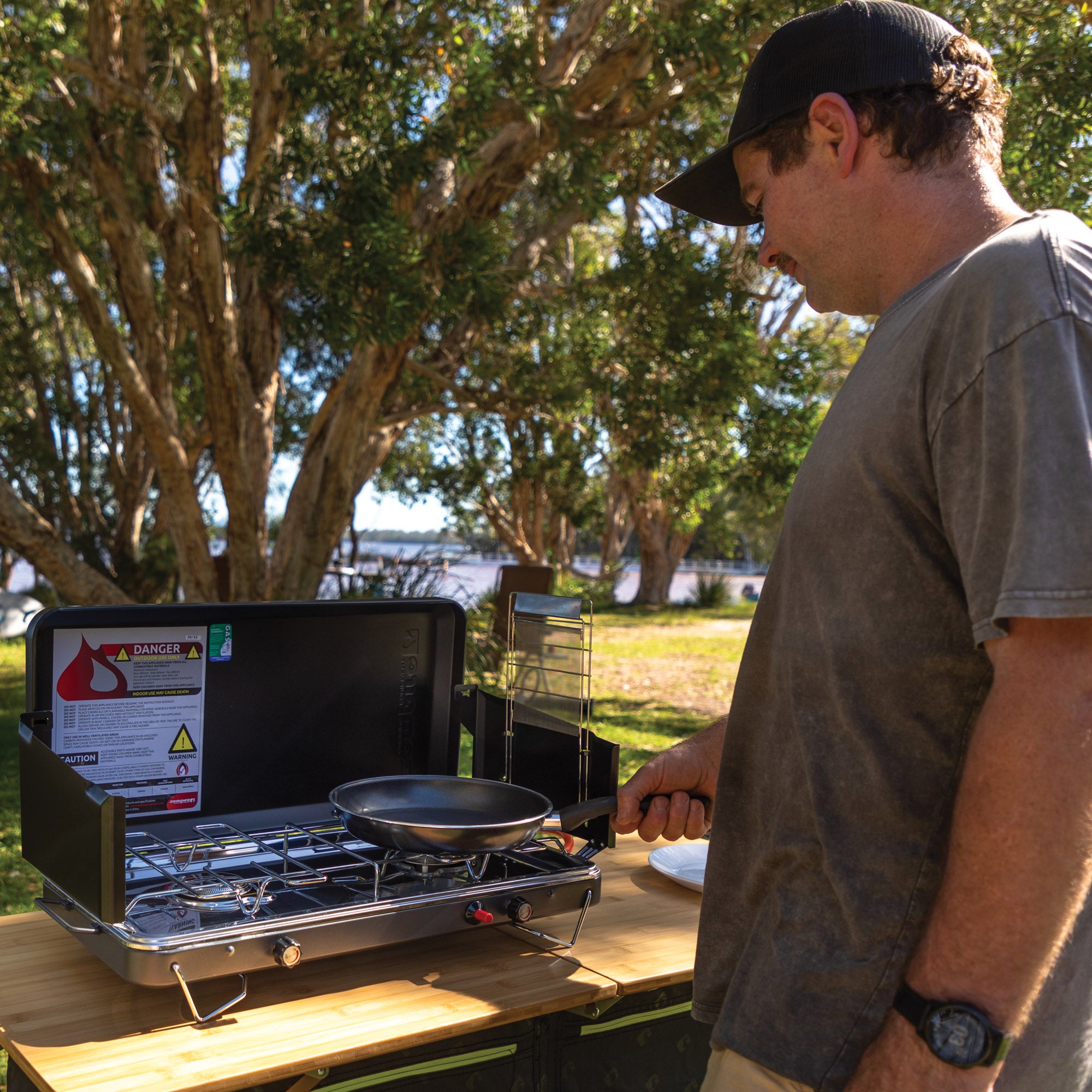 Zempire 2 Burner Deluxe Wide Camp Stove DROP DOWN TOASTER INCLUDED