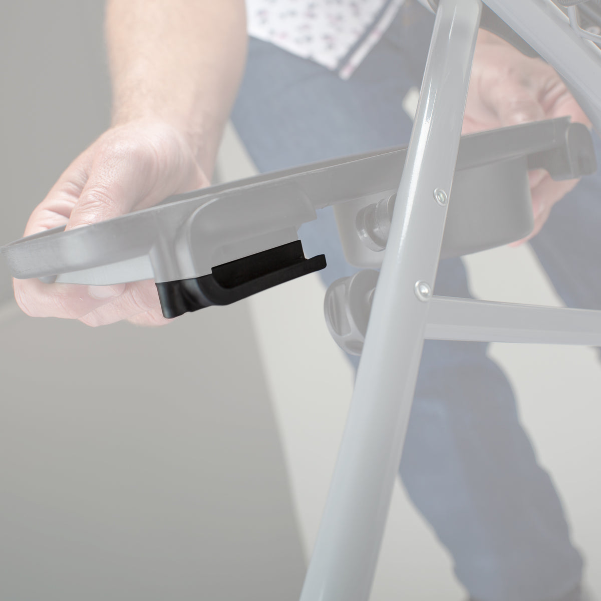 Halo Lounger_Flo Part G _ Cup Holder Bracket (1pc)